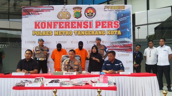 Driver Taxi Online, Tewas dijerat tali