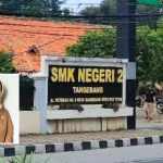 Disorot Publik! SMKN 2 Tangerang Dituding Tak Transparan Soal Seragam, Jawaban Kepsek ‘Pahamlah’, Bikin Netizen Geleng Kepala
