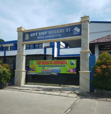 Meski Dilarang, SMPN 31 Kota Tangerang Nekat Jual Seragam