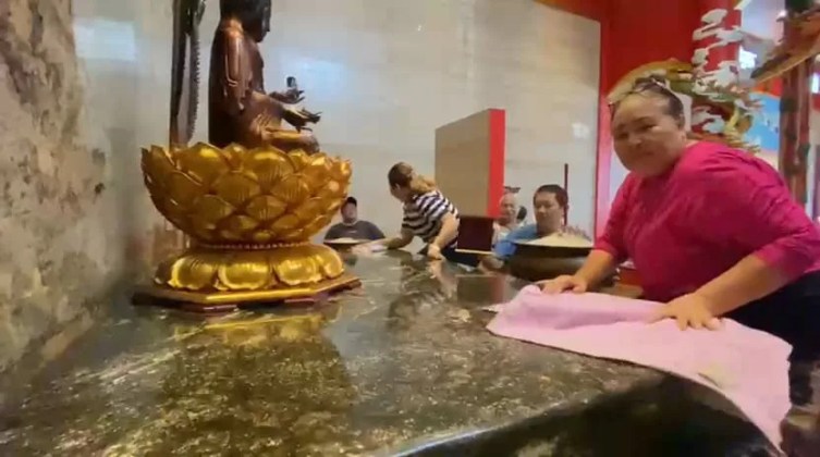 Jelang Imlek, Warga Tionghoa di Lebak Mulai Cuci Rupang