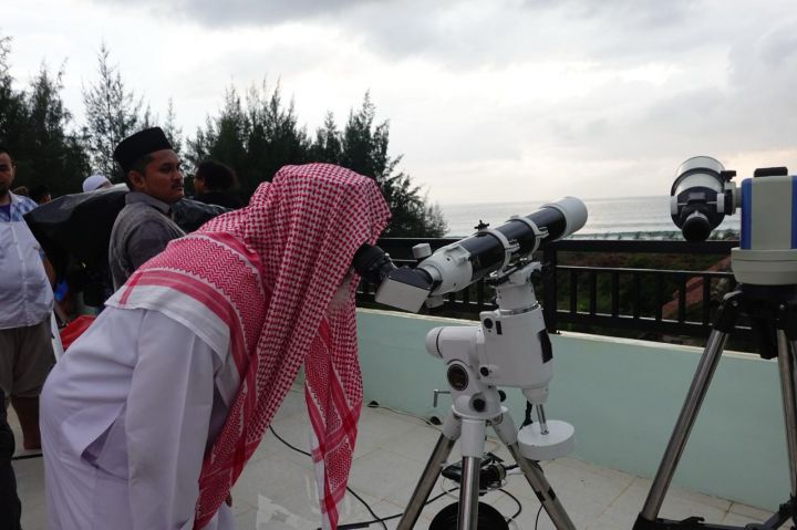 Tentukan Awal Ramadan 2026, Kemenag Siapkan 96 Titik Rukyatul Hilal