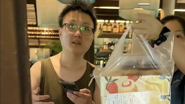 Mantan Politisi Antar GrabFood Usai Keluar dari Partai